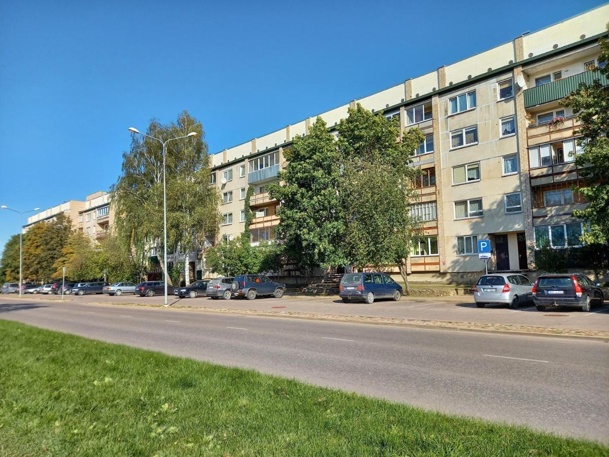 Vienibas Apartment Daugavpils Ngoại thất bức ảnh
