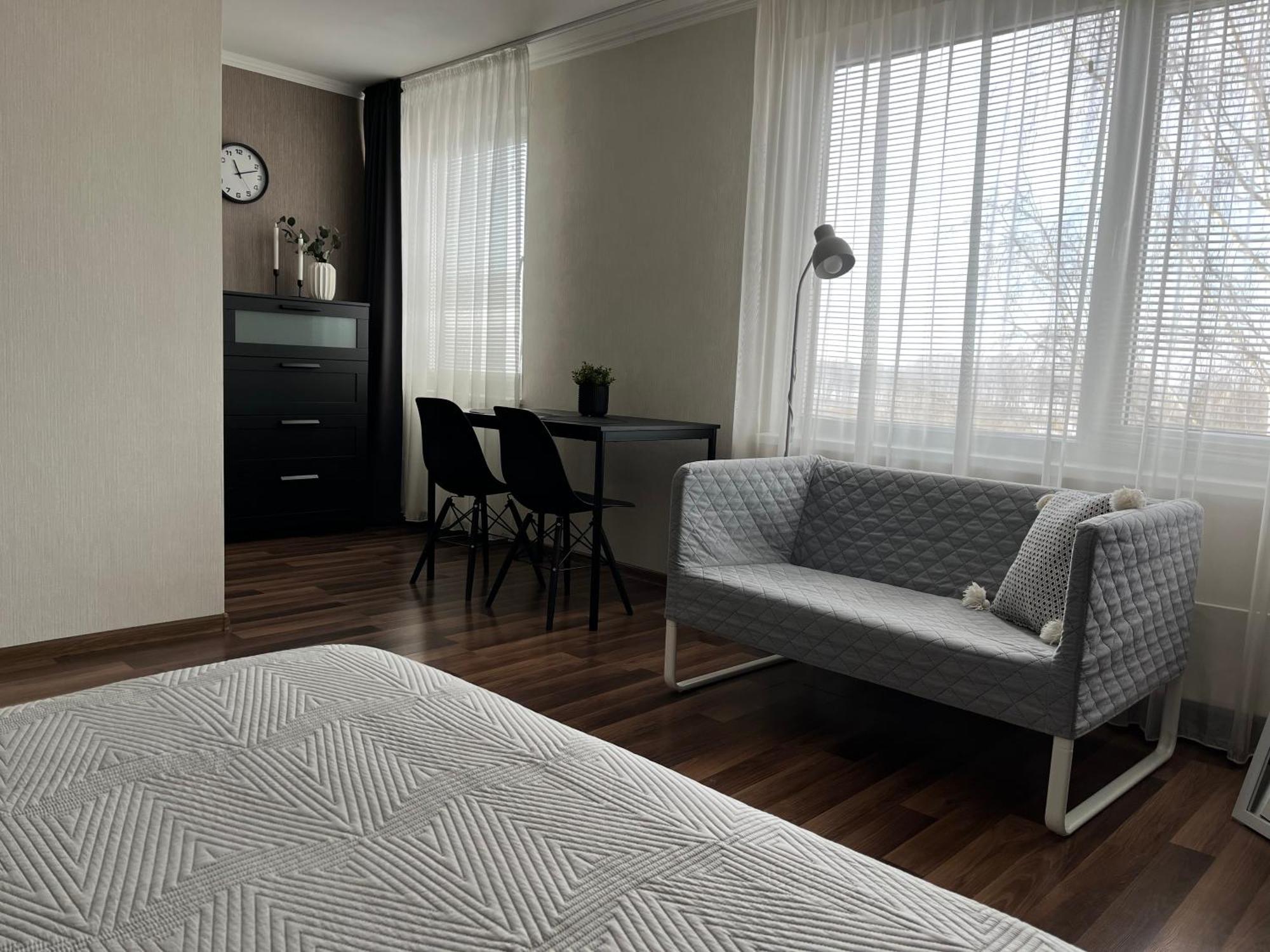 Vienibas Apartment Daugavpils Ngoại thất bức ảnh