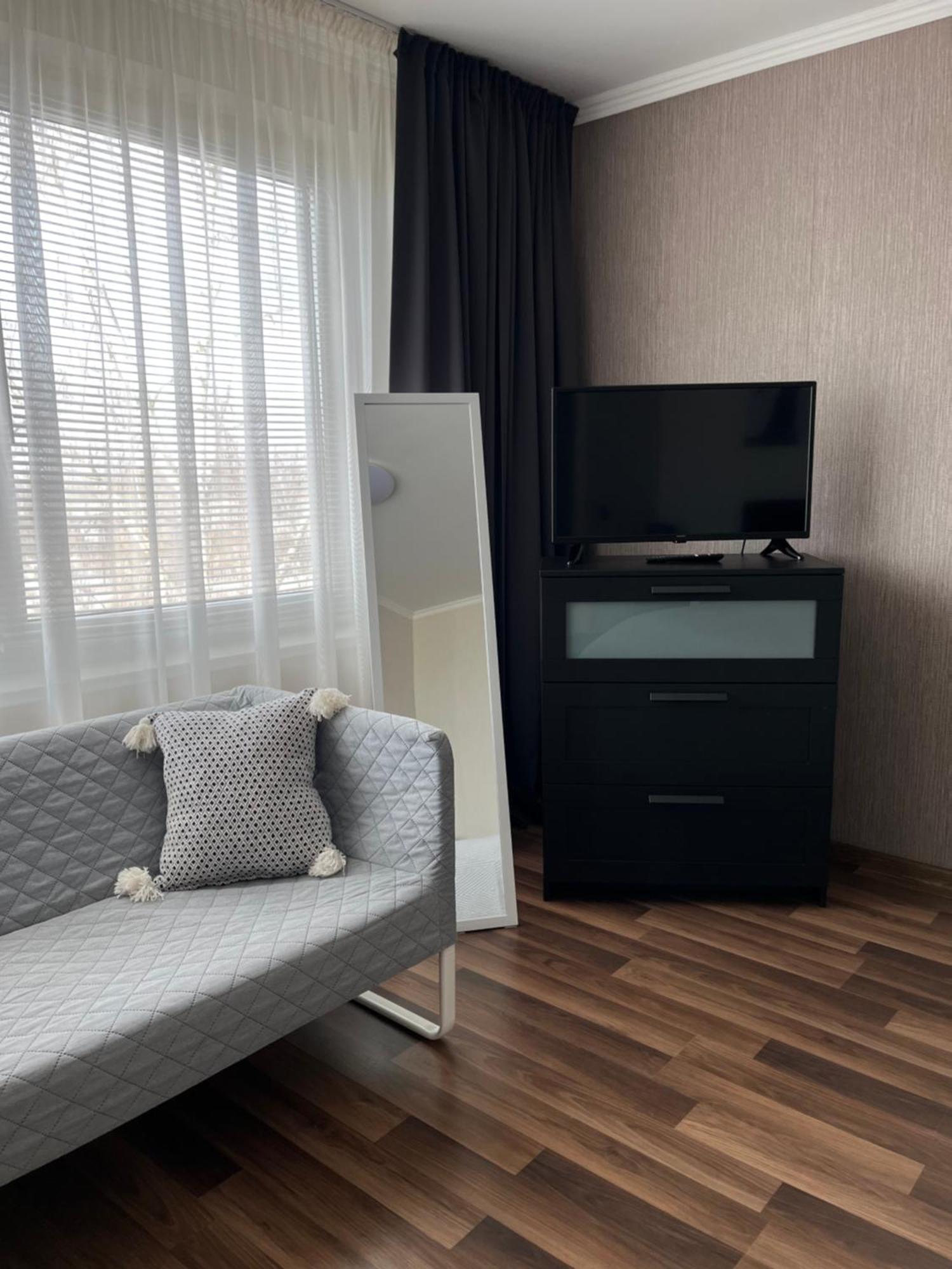 Vienibas Apartment Daugavpils Ngoại thất bức ảnh